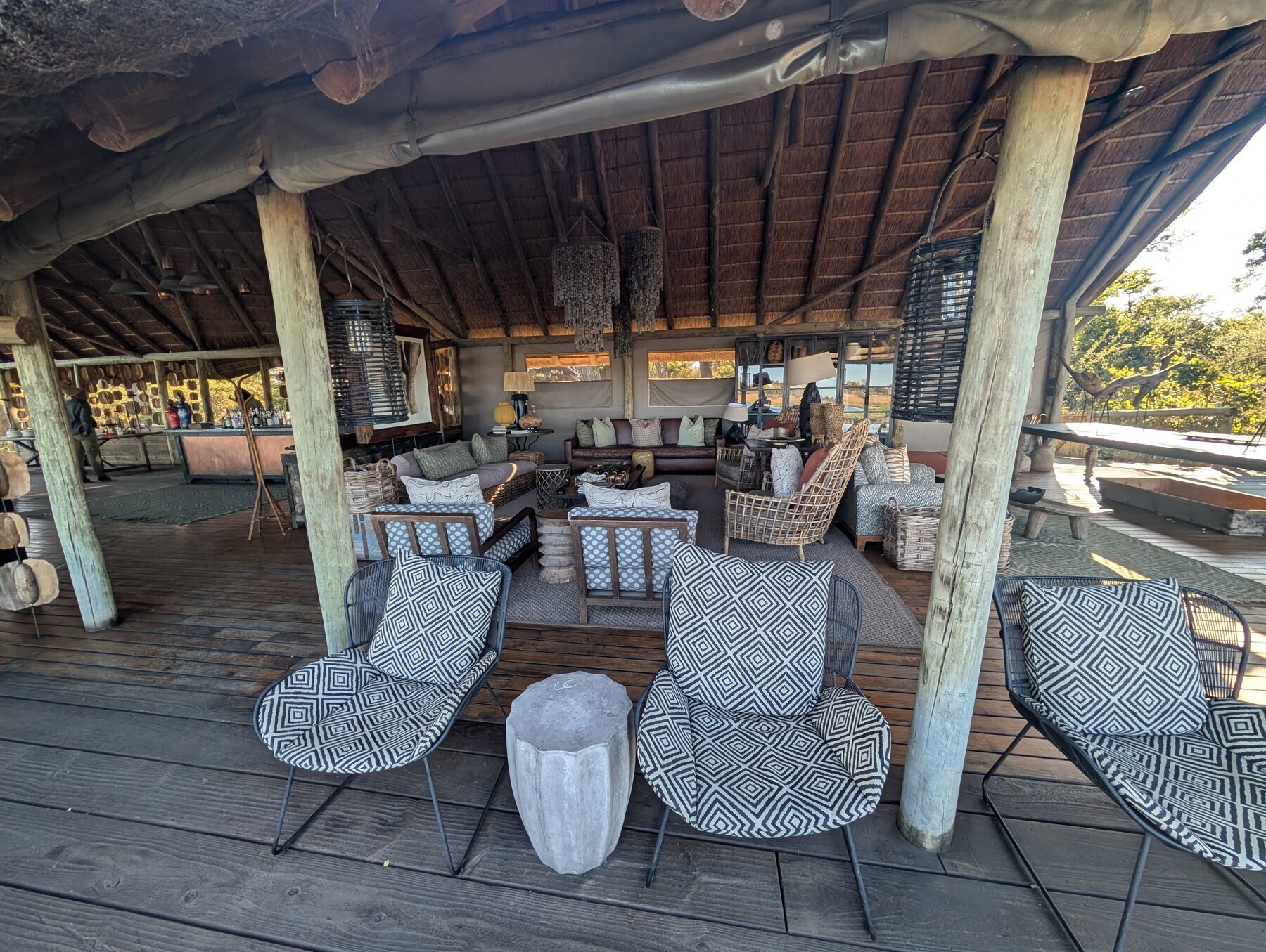 These two seats facing the hippo pool got a lot of use.
