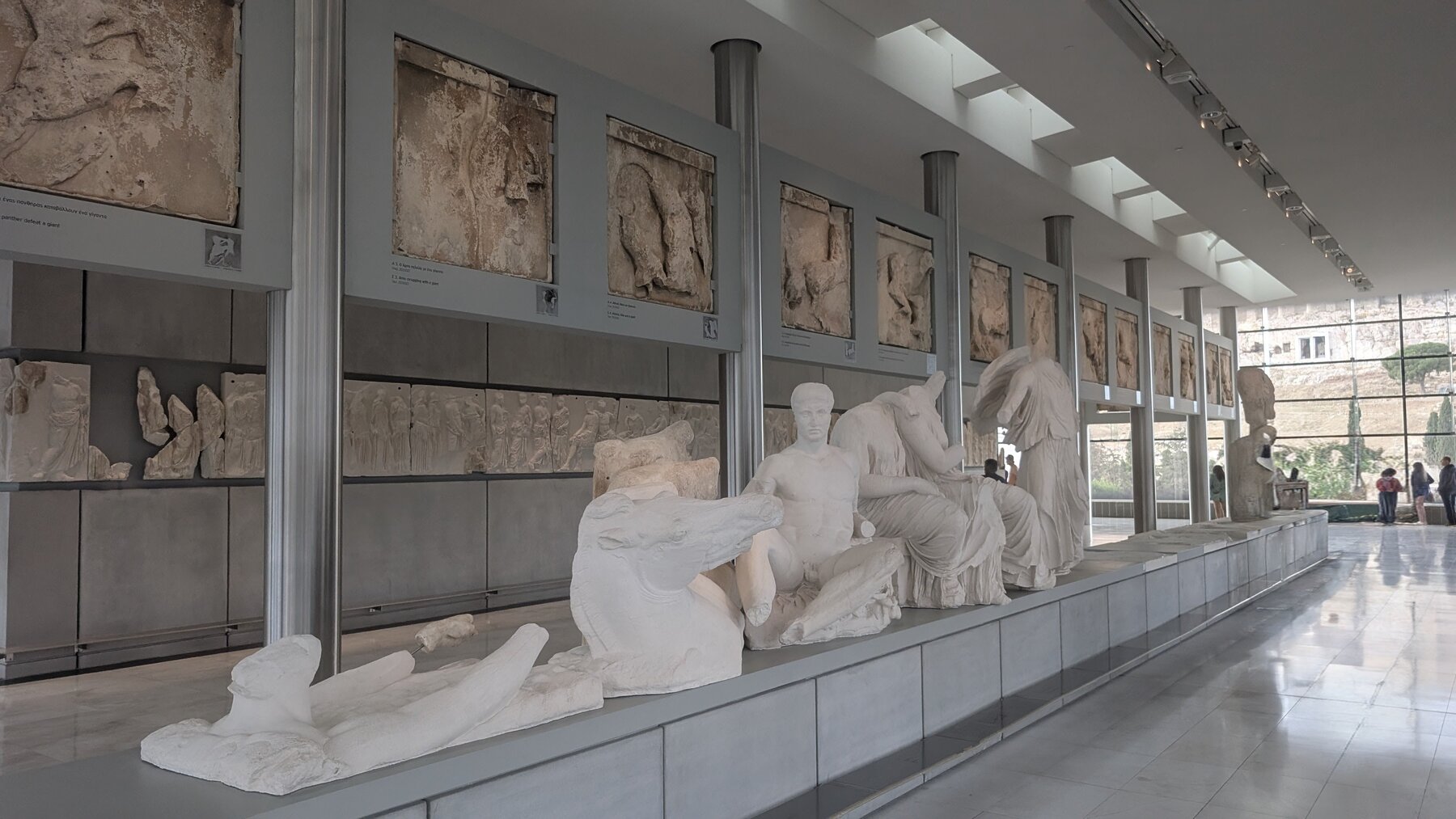 Reproductions of the statues of the East Pediment