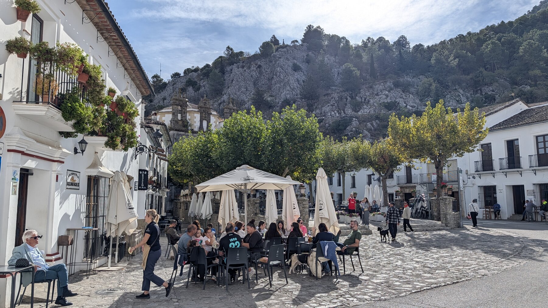 Lively but mellow town square in central Zahara